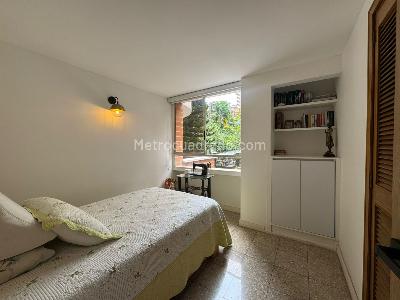 Apartamento de 3 alcobas en venta en El Poblado, Medellín, 187 m² · foto 14 de 18
