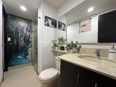 Apartamento de 3 alcobas en venta en El Poblado, Medellín, 99 m² · foto 17 de 20