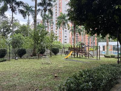 Apartamento de 3 alcobas en venta en El Poblado, Medellín, 99 m² · foto 19 de 20