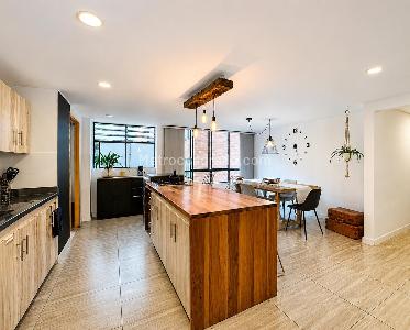 Apartamento en venta en Las Lomas No 1, Medellín · foto 4 de 17