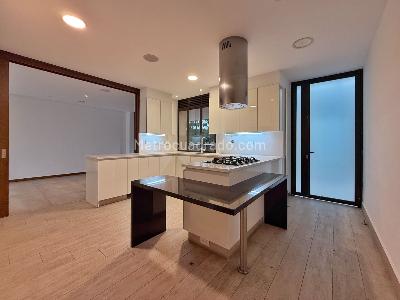 Apartamento en venta en El Campestre, Medellín · foto 7 de 20
