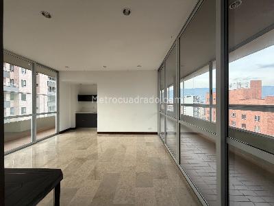 Apartamento de 3 alcobas en venta en La Consolata, Medellín, 95 m² · foto 18 de 20