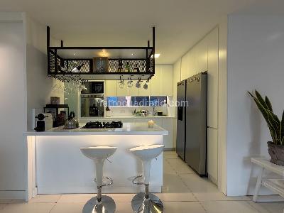 Apartamento de 3 alcobas en venta en La Consolata, Medellín, 95 m² · foto 5 de 20