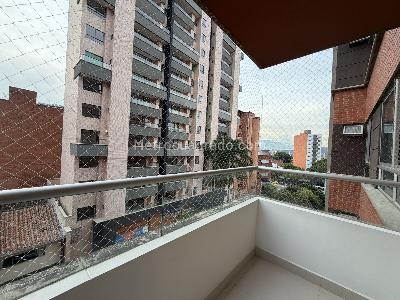 Apartamento de 3 alcobas en venta en La Consolata, Medellín, 95 m² · foto 3 de 20