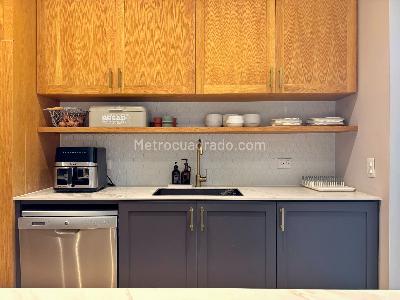 Apartamento de 3 alcobas en venta en Los Balsos No 2, Medellín, 181 m² · foto 2 de 20