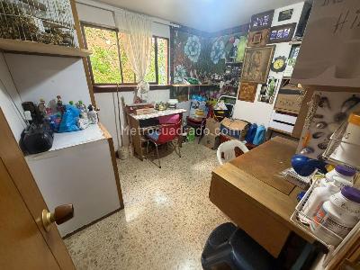 Apartamento de 3 alcobas en venta en Castropol, Medellín, 224 m² · foto 9 de 20