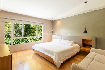 Casa de 4 alcobas en venta en El Tesoro, Medellín, 290 m² · foto 17 de 20