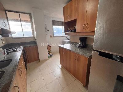 Apartamento de 3 alcobas en venta en El Tesoro, Medellín, 156 m² · foto 4 de 11