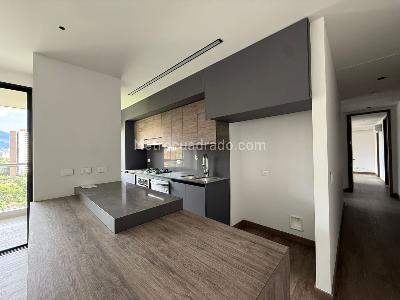 Apartamento de 3 alcobas en venta en Los Balsos No 1, Medellín, 148 m² · foto 3 de 20