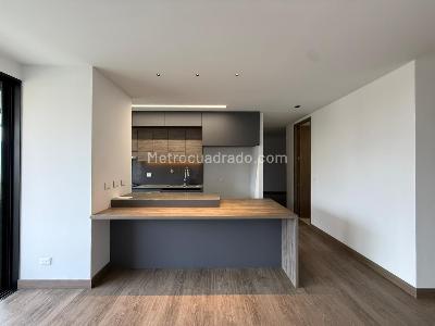 Apartamento de 3 alcobas en venta en Los Balsos No 1, Medellín, 148 m² · foto 2 de 20