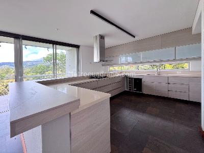 Casa de 3 alcobas en venta en V, Rionegro, 450 m² · foto 3 de 20
