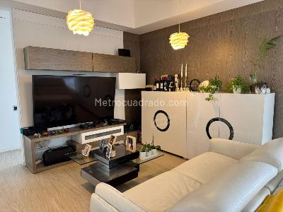 Apartamento en venta en Altos Del Poblado, Medellín · foto 6 de 19