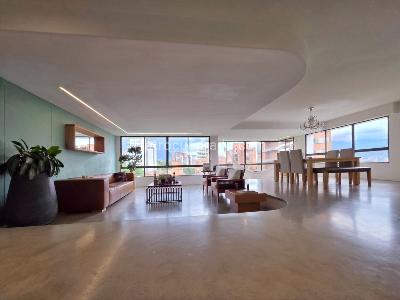 Apartamento en venta en El Poblado, Medellín · foto 10 de 20