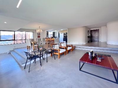 Apartamento en venta en El Poblado, Medellín · foto 8 de 20