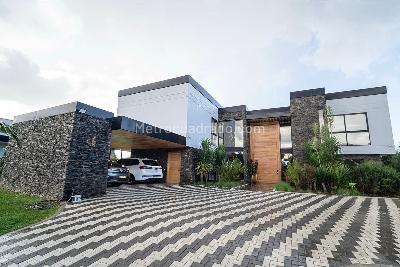 Casa de 4 alcobas en venta en V, Rionegro, 800 m² · foto 3 de 20
