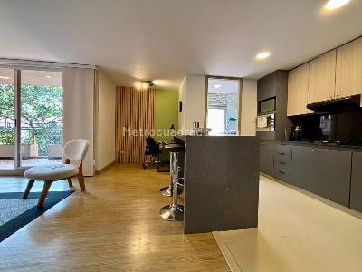 Apartamento de 1 alcoba en venta en El Poblado La Linde, Medellín, 67 m² · foto 2 de 13