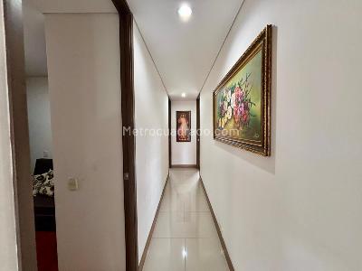 Apartamento de 3 alcobas en venta en Bosques De Zuniga, Envigado, 97 m² · foto 8 de 17