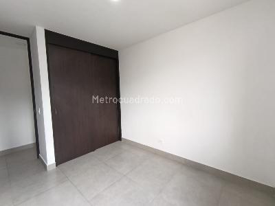 Apartamento de 3 alcobas en venta en Poblado Ciudad Del Rio, Medellín, 73 m² · foto 12 de 19