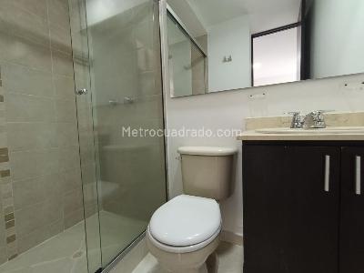 Apartamento de 3 alcobas en venta en Poblado Ciudad Del Rio, Medellín, 73 m² · foto 18 de 19
