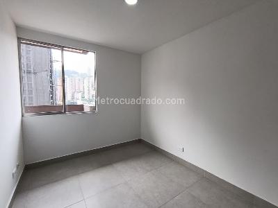 Apartamento de 3 alcobas en venta en Poblado Ciudad Del Rio, Medellín, 73 m² · foto 13 de 19