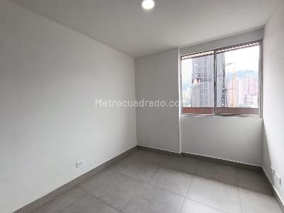 Apartamento de 3 alcobas en venta en Poblado Ciudad Del Rio, Medellín, 73 m² · foto 11 de 19