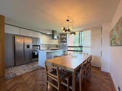 Apartamento de 2 alcobas en venta en El Poblado, Medellín, 137 m² · foto 7 de 20