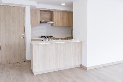 Apartamento de 3 alcobas en venta en V, Rionegro, 78 m² · foto 3 de 20