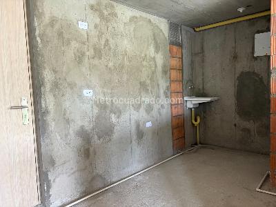 Apartamento de 3 alcobas en venta en Loma De San Jose, Sabaneta, 54 m² · foto 14 de 16