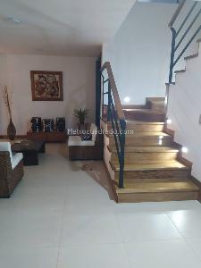 Casa de 3 alcobas en venta en San Antonio De Pereira, Rionegro, 170 m² · foto 2 de 7