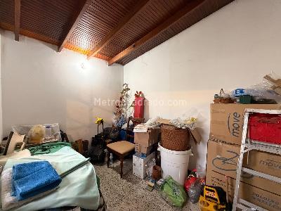 Casa de 5 alcobas en venta en San Javier No 2, Medellín, 372 m² · foto 11 de 20
