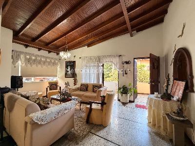 Casa de 5 alcobas en venta en San Javier No 2, Medellín, 372 m² · foto 3 de 20