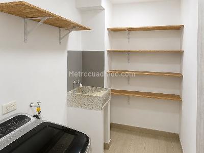 Apartamento de 3 alcobas en venta en Laureles, Medellín, 127 m² · foto 8 de 17