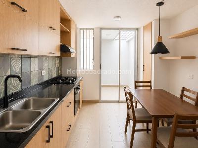 Apartamento de 3 alcobas en venta en Laureles, Medellín, 127 m² · foto 6 de 17