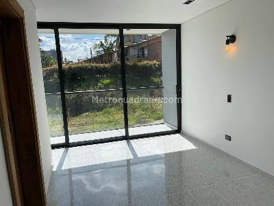 Casa de 4 alcobas en venta en El Porvenir, Rionegro, 180 m² · foto 11 de 15