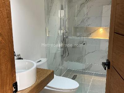 Casa de 4 alcobas en venta en El Porvenir, Rionegro, 180 m² · foto 8 de 15