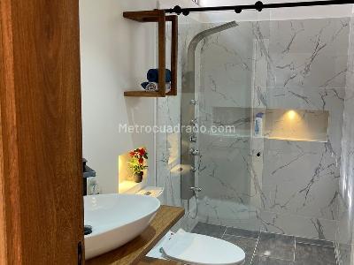 Casa de 4 alcobas en venta en El Porvenir, Rionegro, 180 m² · foto 10 de 15