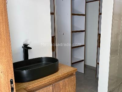 Casa de 4 alcobas en venta en El Porvenir, Rionegro, 180 m² · foto 13 de 15