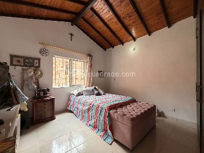 Apartamento de 1 alcoba en venta en Guayabal Cristo Rey, Medellín, 72 m² · foto 14 de 18