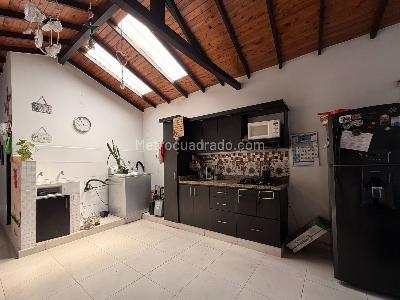 Apartamento de 1 alcoba en venta en Guayabal Cristo Rey, Medellín, 72 m² · foto 9 de 18