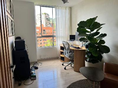 Apartamento de 3 alcobas en venta en La Florida, Medellín, 151 m² · foto 10 de 20