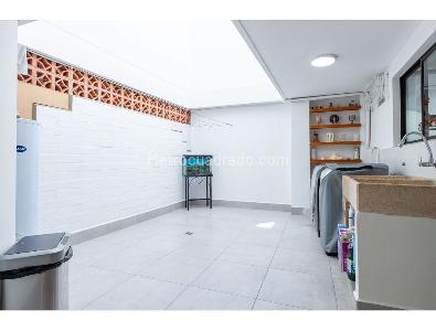 Casa de 3 alcobas en venta en La Doctora, Sabaneta, 243 m² · foto 7 de 17