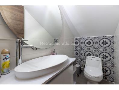 Casa de 3 alcobas en venta en La Doctora, Sabaneta, 243 m² · foto 10 de 17