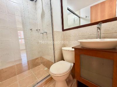Apartamento de 3 alcobas en arriendo en Los Balsos No 1, Medellín, 134 m² · foto 11 de 11