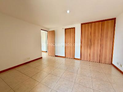 Apartamento de 3 alcobas en arriendo en Los Balsos No 1, Medellín, 134 m² · foto 7 de 11