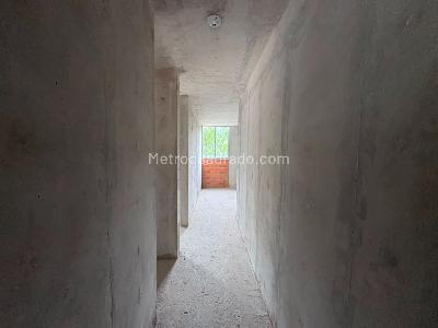 Apartamento de 3 alcobas en venta en Amazonia, Bello, 72 m² · foto 11 de 16