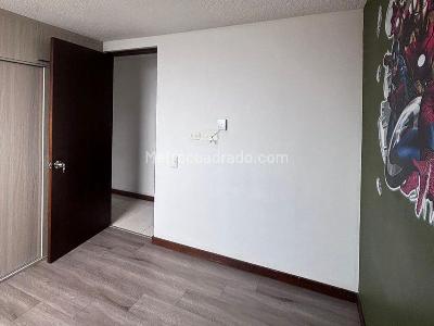 Apartamento en venta en Calasanz Parte Alta, Medellín · foto 10 de 16