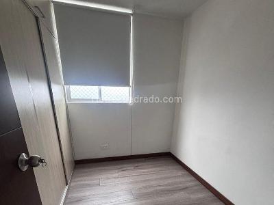 Apartamento en venta en Calasanz Parte Alta, Medellín · foto 7 de 16