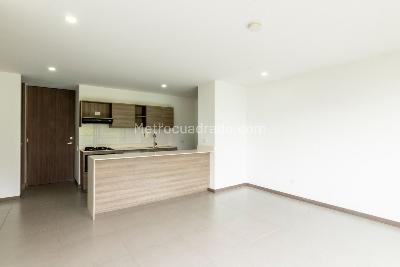 Apartamento de 2 alcobas en venta en Loma De Las Brujas, Envigado, 81 m² · foto 5 de 19