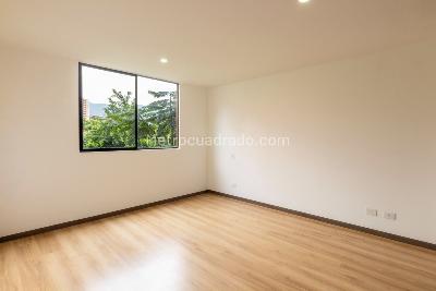 Apartamento de 2 alcobas en venta en Loma De Las Brujas, Envigado, 81 m² · foto 17 de 19