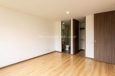 Apartamento de 2 alcobas en venta en Loma De Las Brujas, Envigado, 81 m² · foto 18 de 19